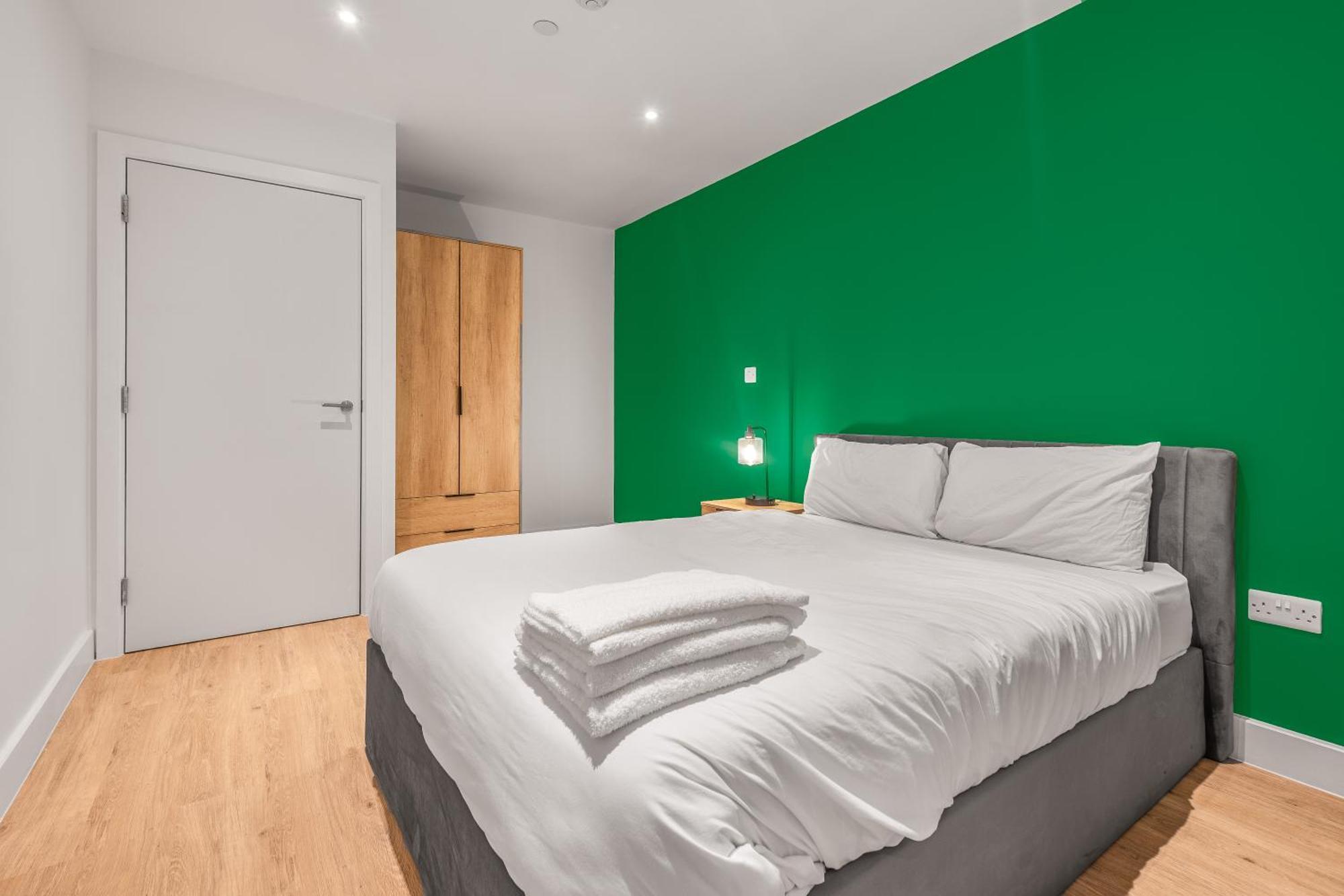 Nec Bhx Airport Hs2 Resorts World 버밍엄 외부 사진